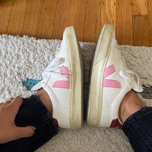 Veja sneakers